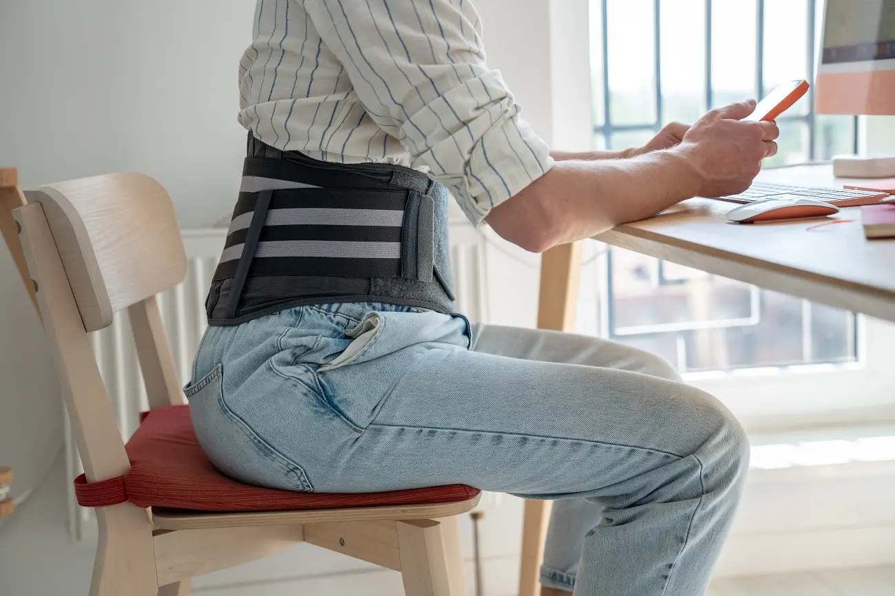 How to Wear a Back Brace