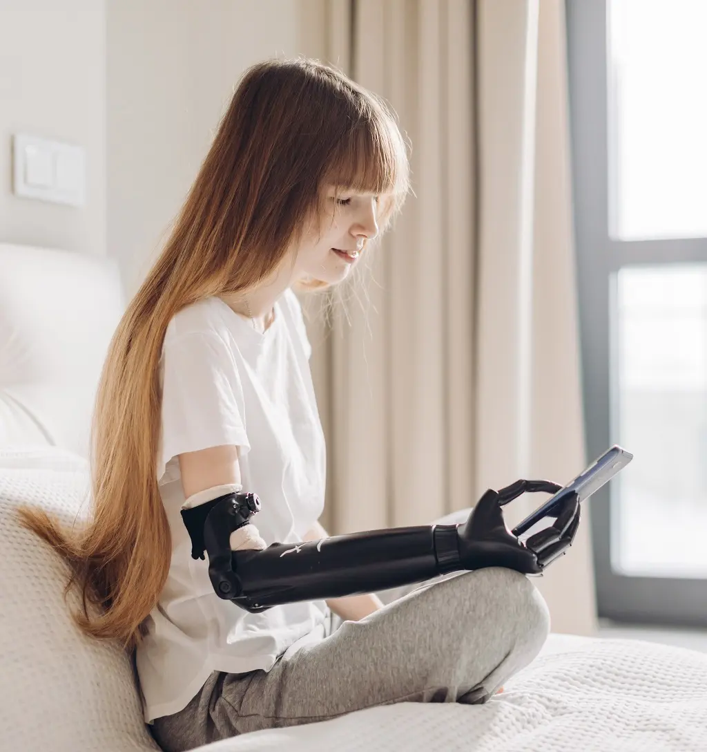 upper extremity prosthetic devices