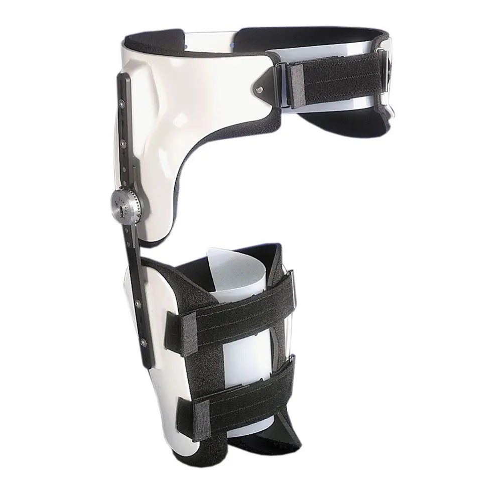 Hip orthosis with a pelvic band, hinge and thigh cuff